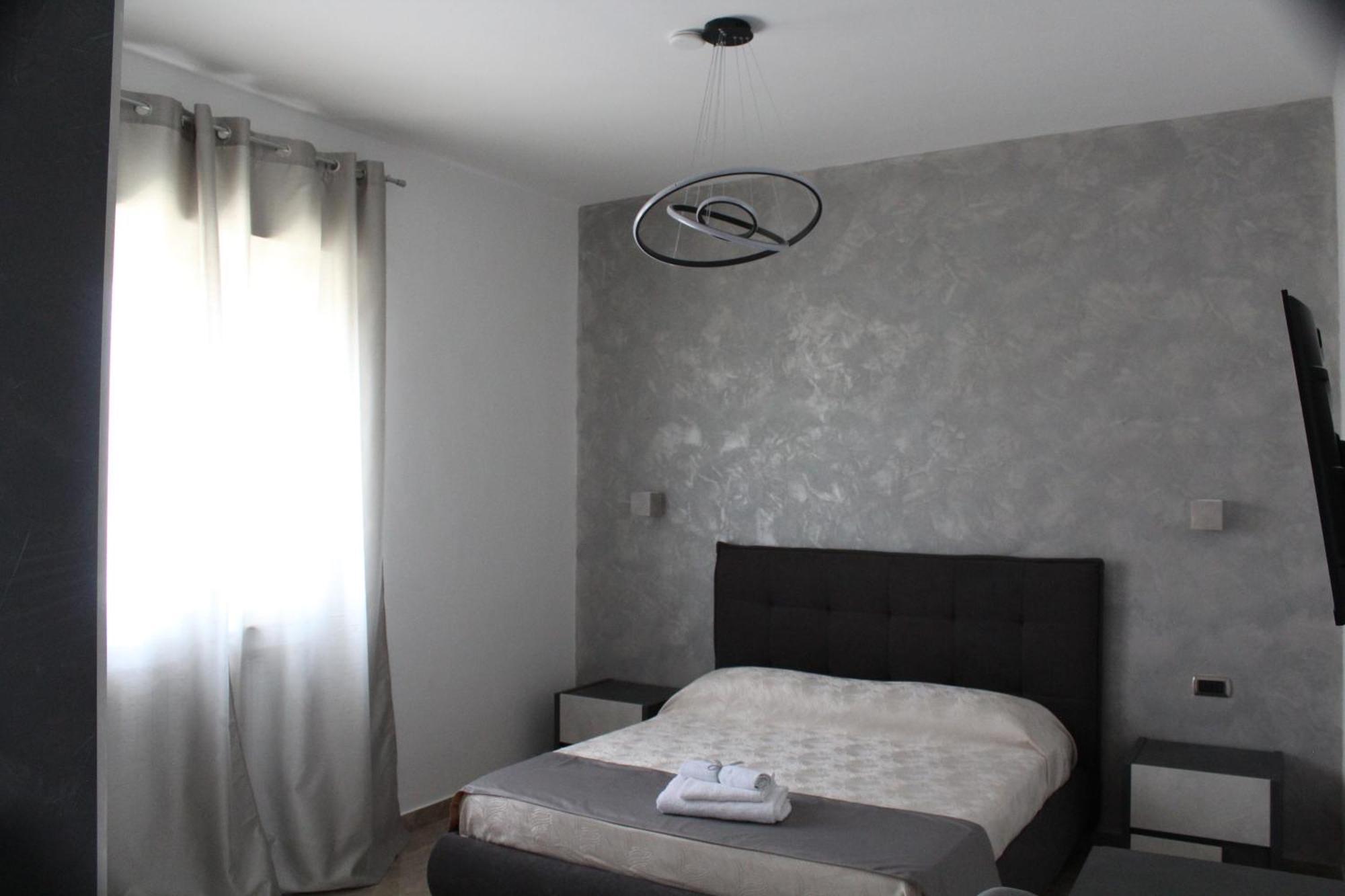 Luca'S House Bed & Breakfast Джовинацо Екстериор снимка