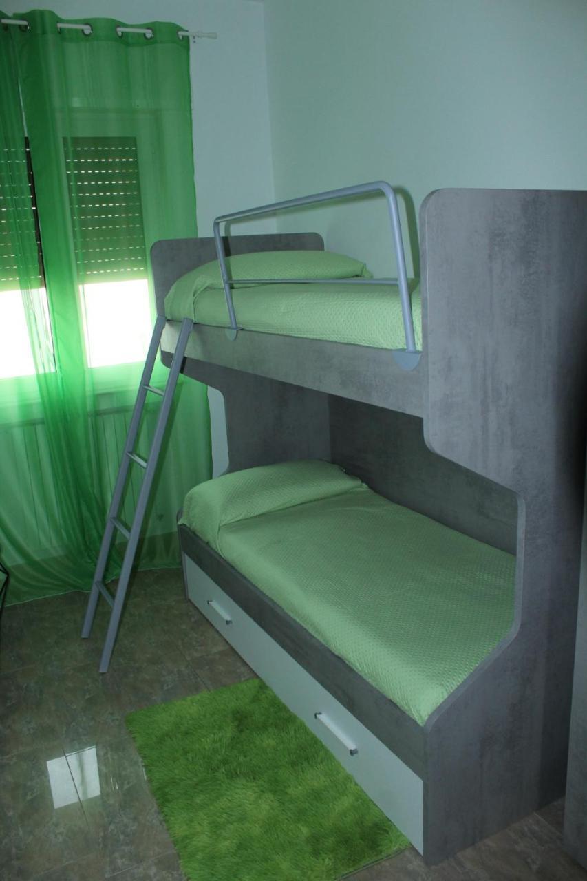 Luca'S House Bed & Breakfast Джовинацо Екстериор снимка